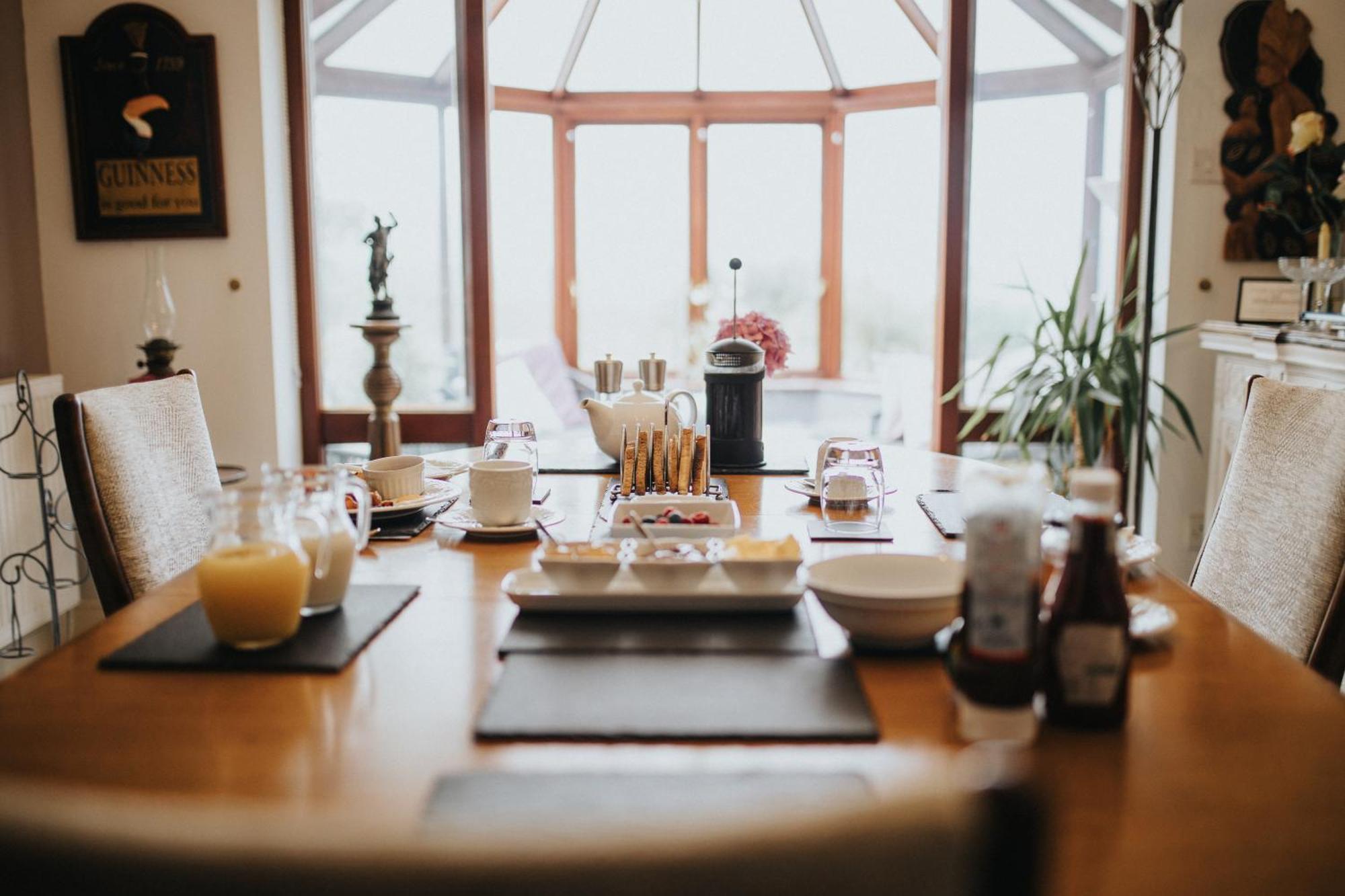 Ferlas Bed And Breakfast Penrhyndeudreath Екстер'єр фото